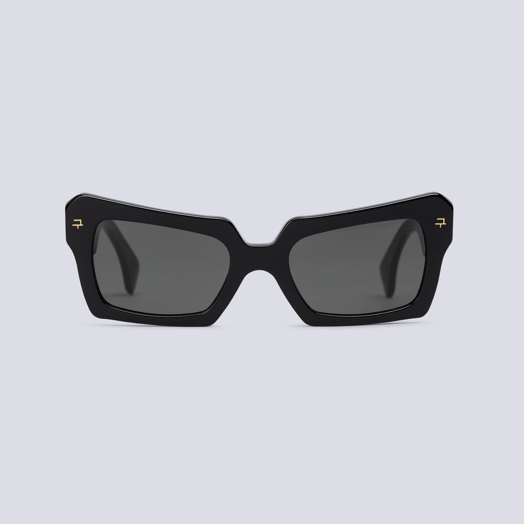 'PG01' - BLACK FRAME WITH DARK GREY LENS