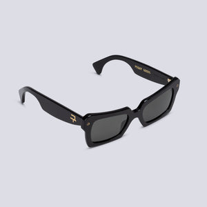 'PG01' - BLACK FRAME WITH DARK GREY LENS
