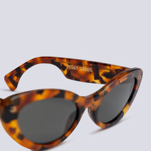 Load image into Gallery viewer, &#39;PG02&#39; - HAVANA FRAME WITH DARK GREY LENS