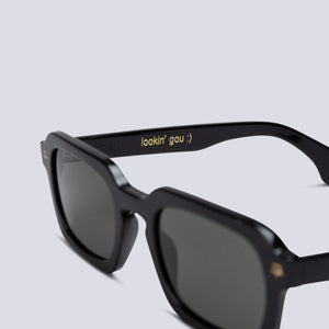 'PG04' - BLACK FRAME WITH DARK GREY LENS